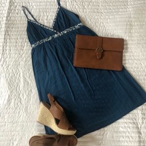 {{Aero}} Sun Dress